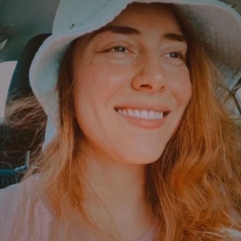 Meet your Posher, Ana